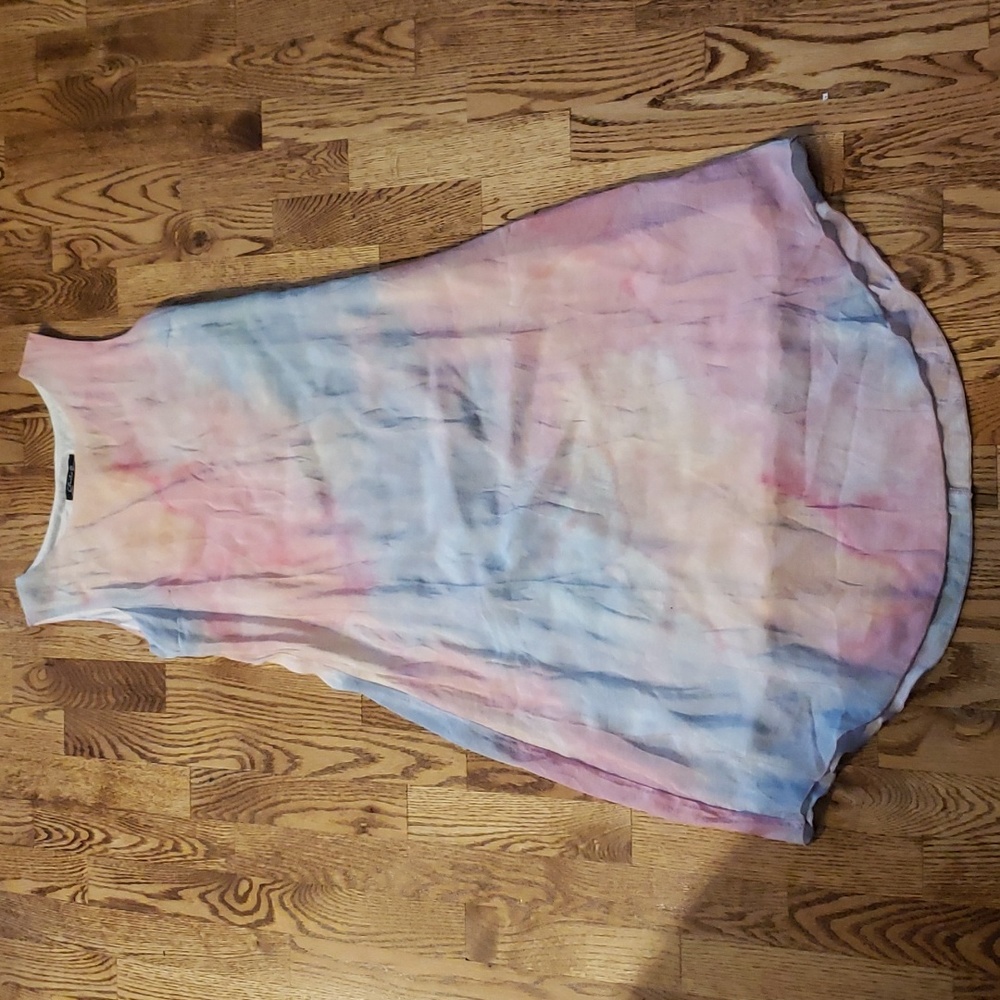 (M) Charlie B Pastel Colorful Watercolor Art Deco High Low Midi Hem Vacation